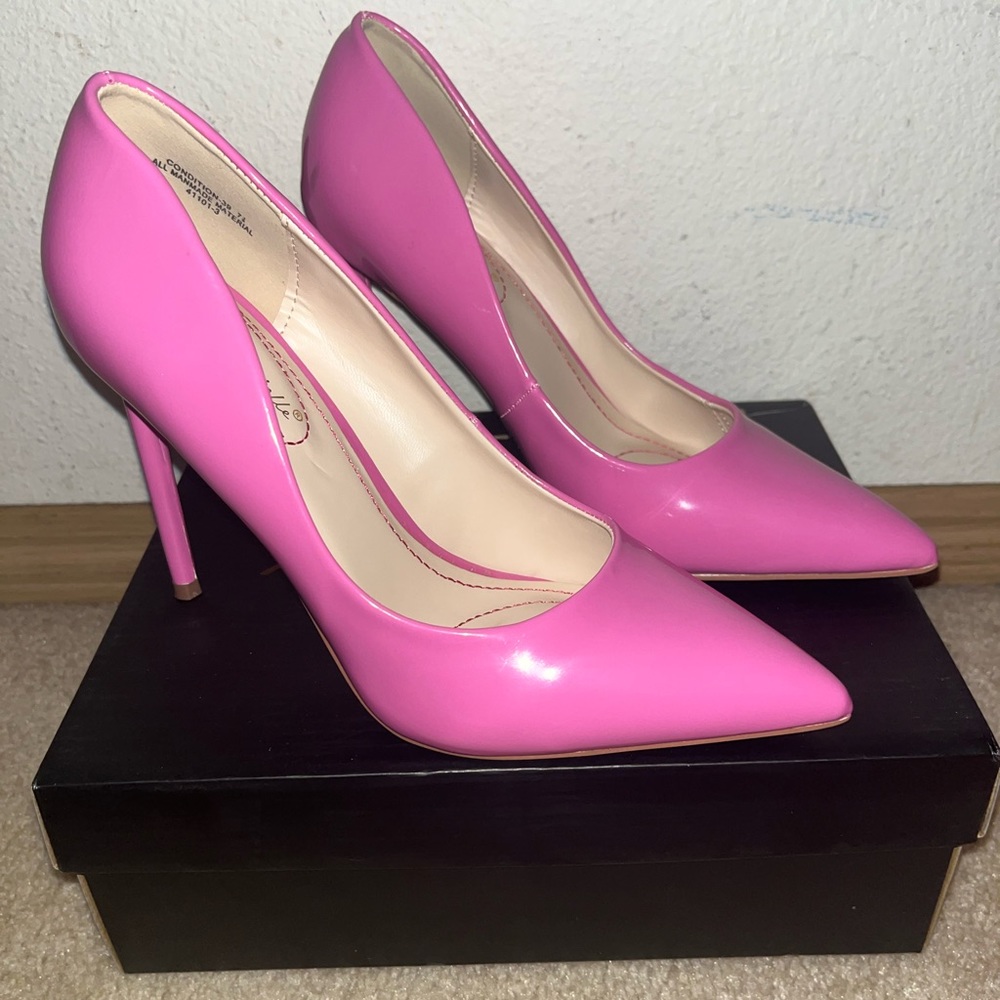 Fashion Nova Pink Stiletto Pumps